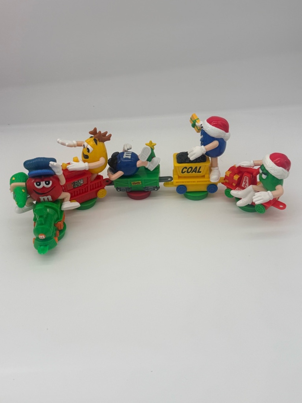 M&M'S Holiday Character Train Set in Red, Yellow, Blue, Green and White